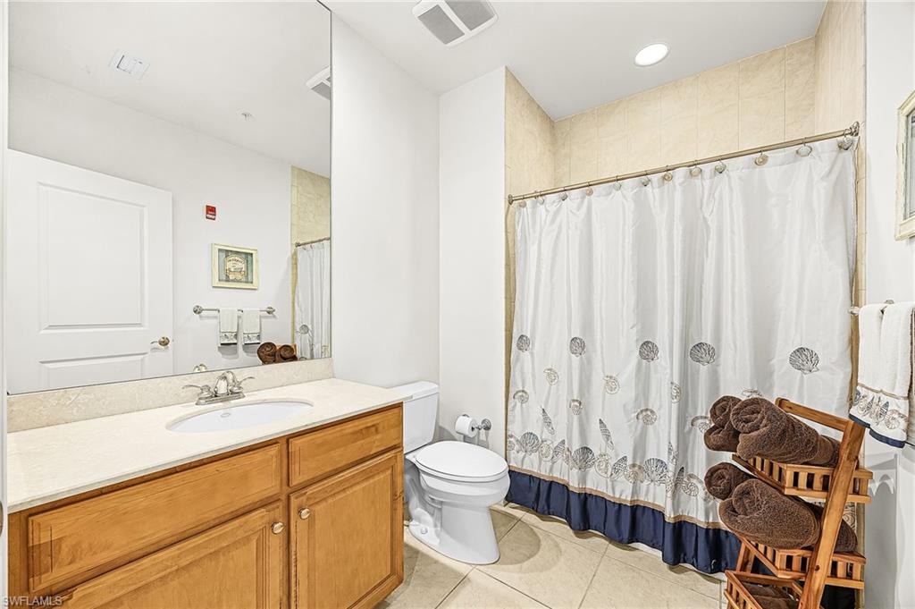 4182 Bay Beach Ln 722 Property Photo 14