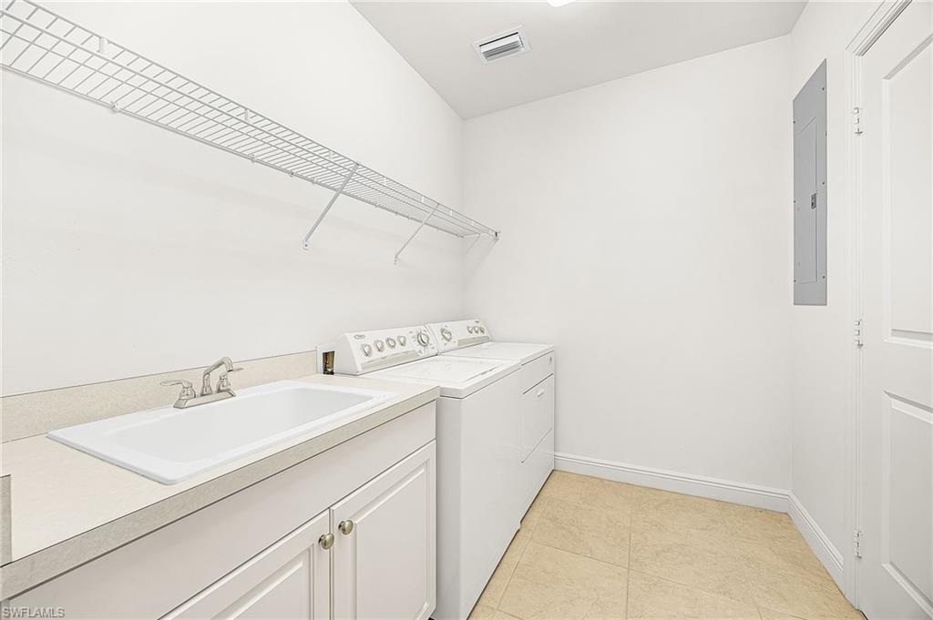 4182 Bay Beach Ln 722 Property Photo 17