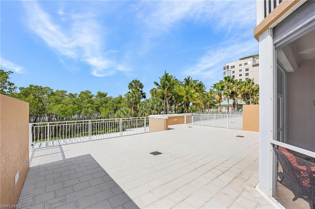 4182 Bay Beach Ln 722 Property Photo 19