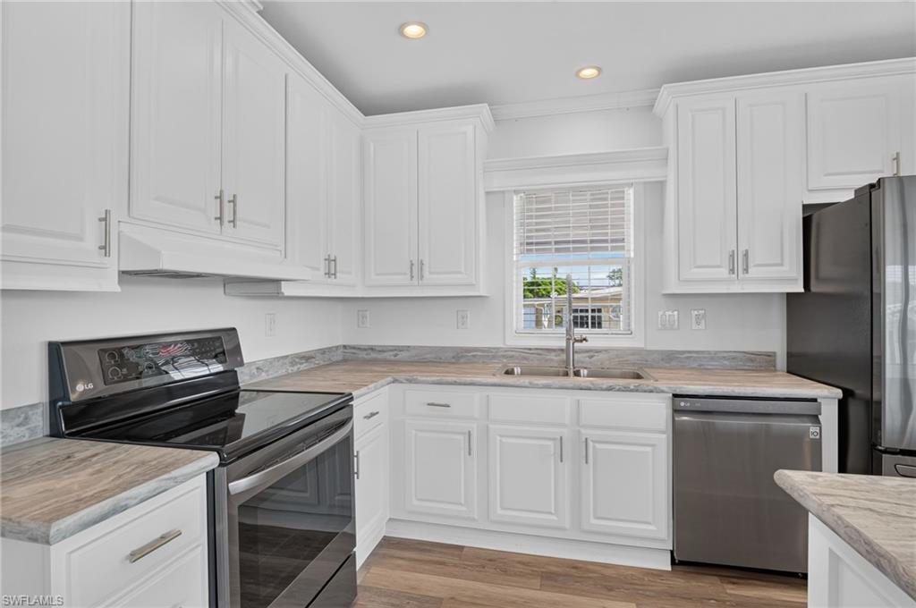 14729 Constitution Way Property Photo 18
