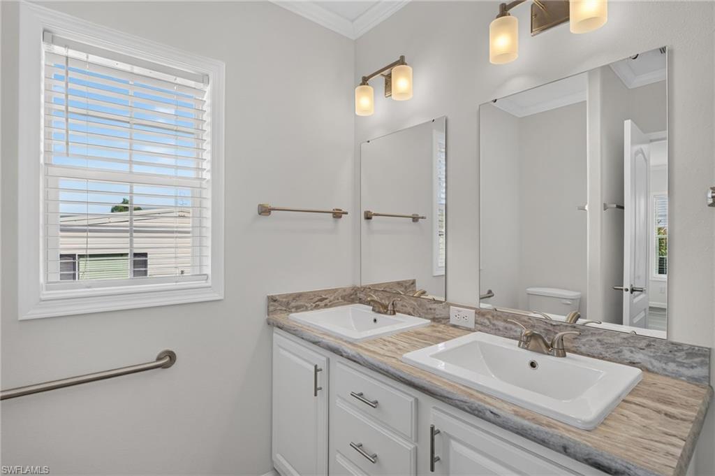 14729 Constitution Way Property Photo 25