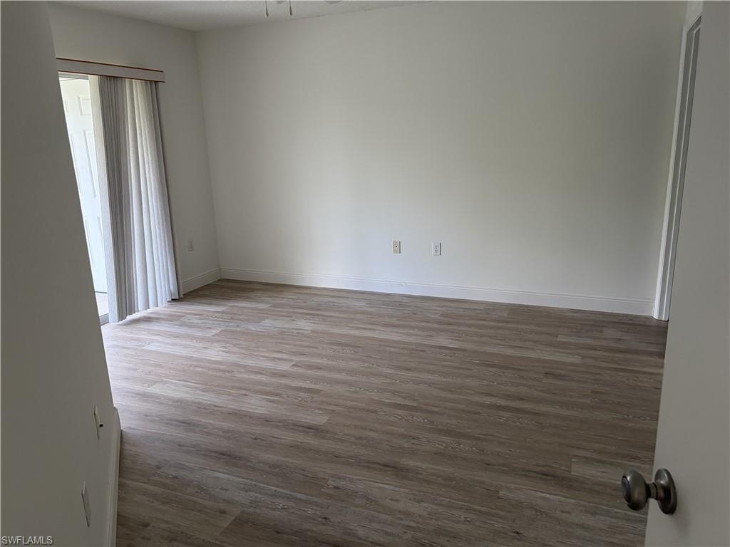 481 Quail Forest Blvd B207 Property Photo 10