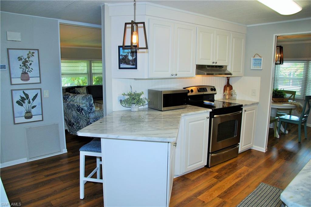 298 Boros Dr Property Photo 9