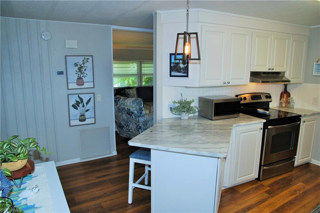 298 Boros Dr Property Photo 10