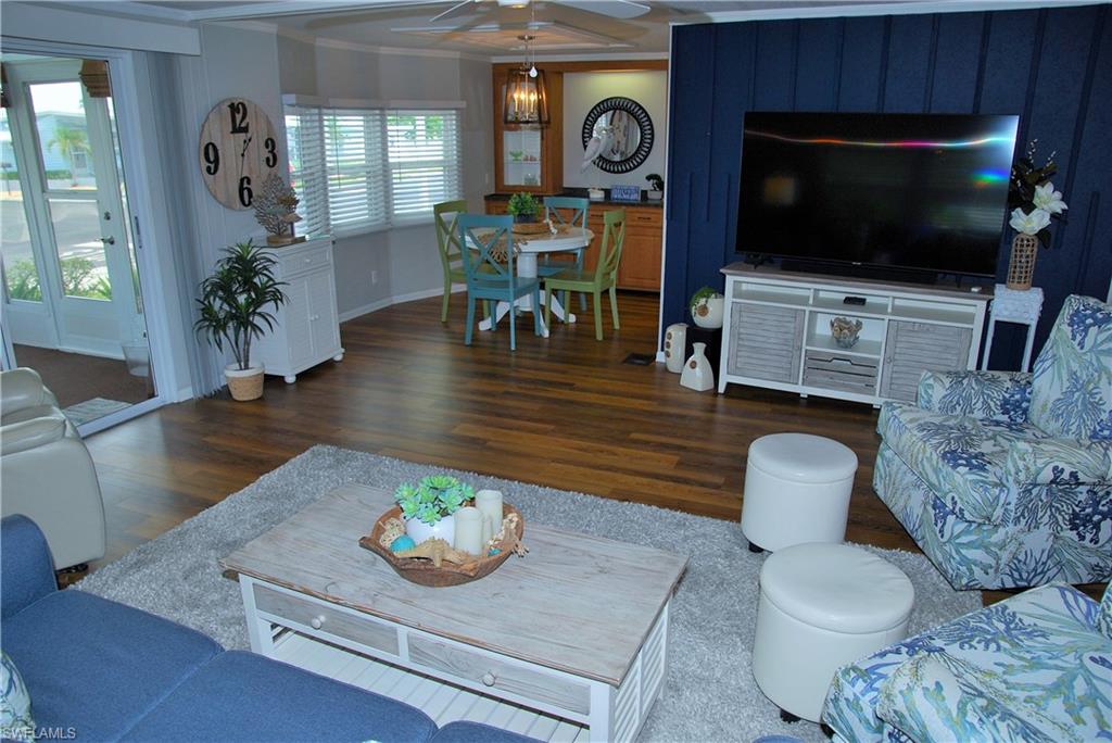 298 Boros Dr Property Photo 23