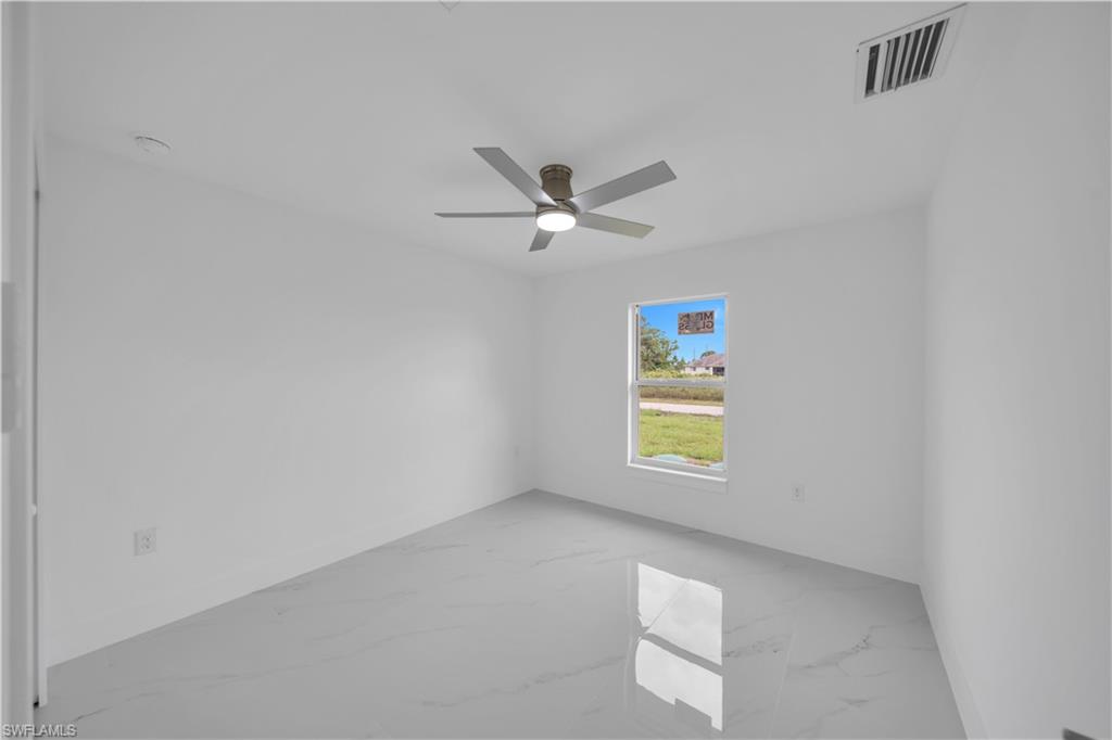 859 Chicago St Property Photo 18