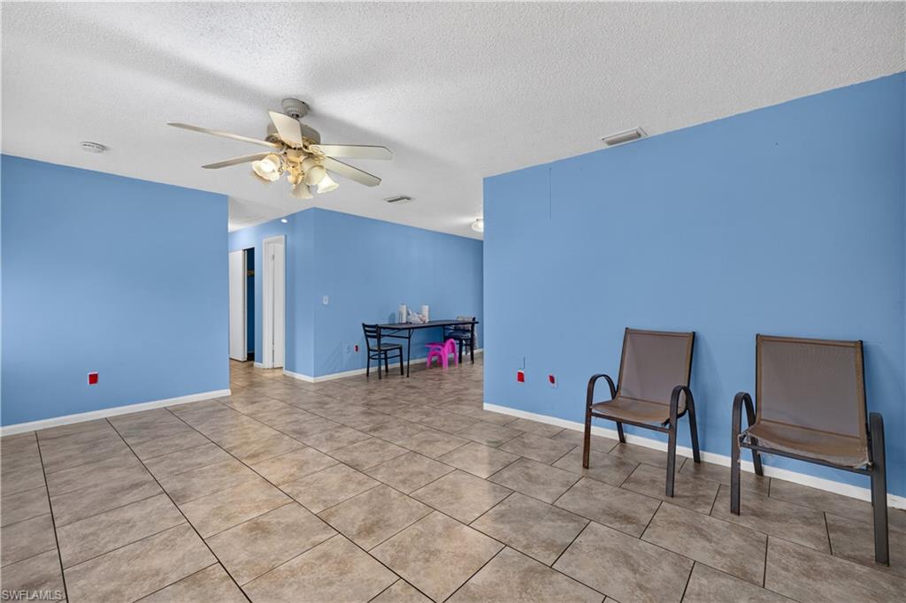 4550 Glenwood Ave Property Photo 5