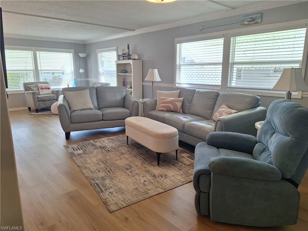 5714 Captain John Smith Loop S Property Photo 21