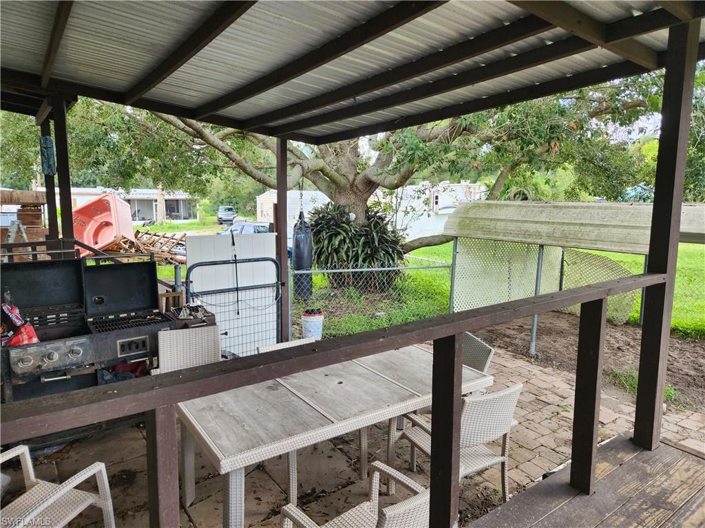 11188 Royal Rd Property Photo 4