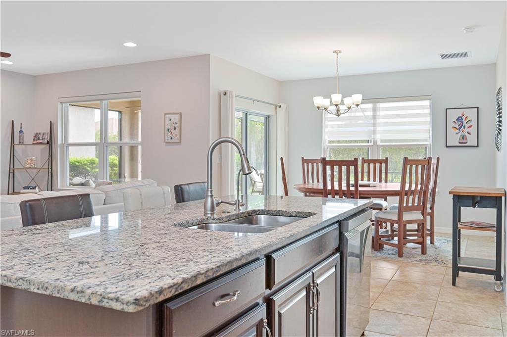 3275 Birchin Ln Property Photo 4