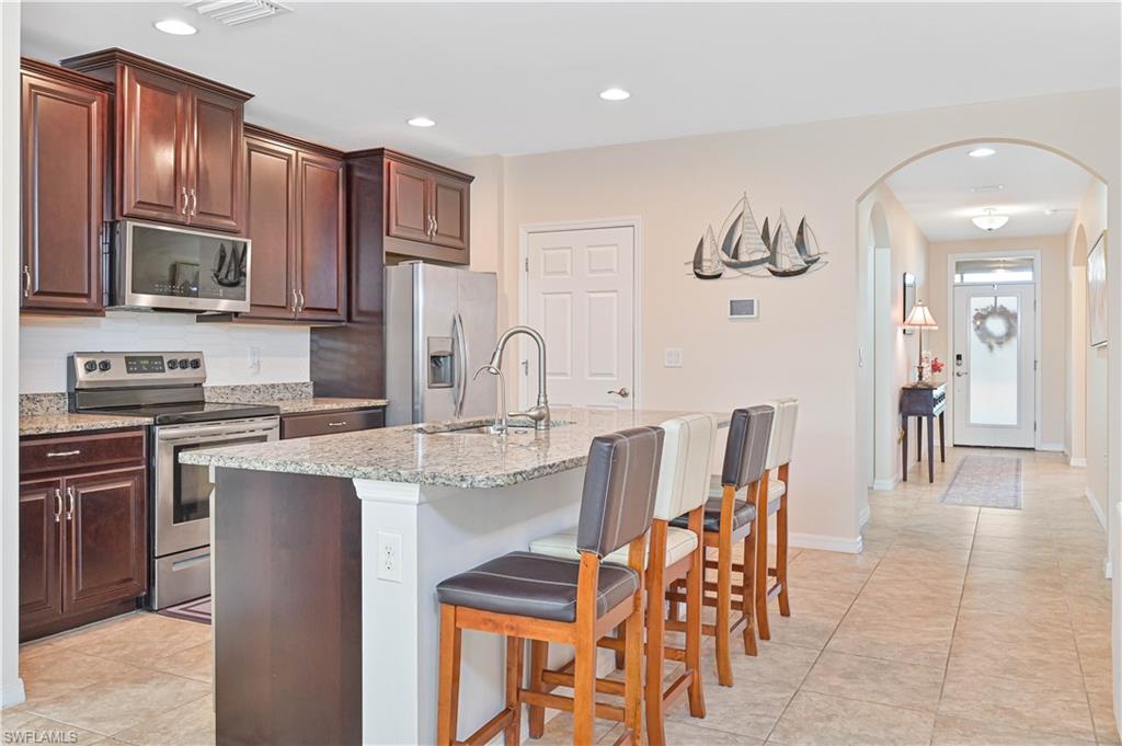 3275 Birchin Ln Property Photo 7