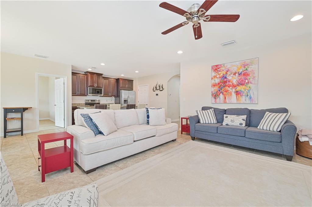 3275 Birchin Ln Property Photo 12