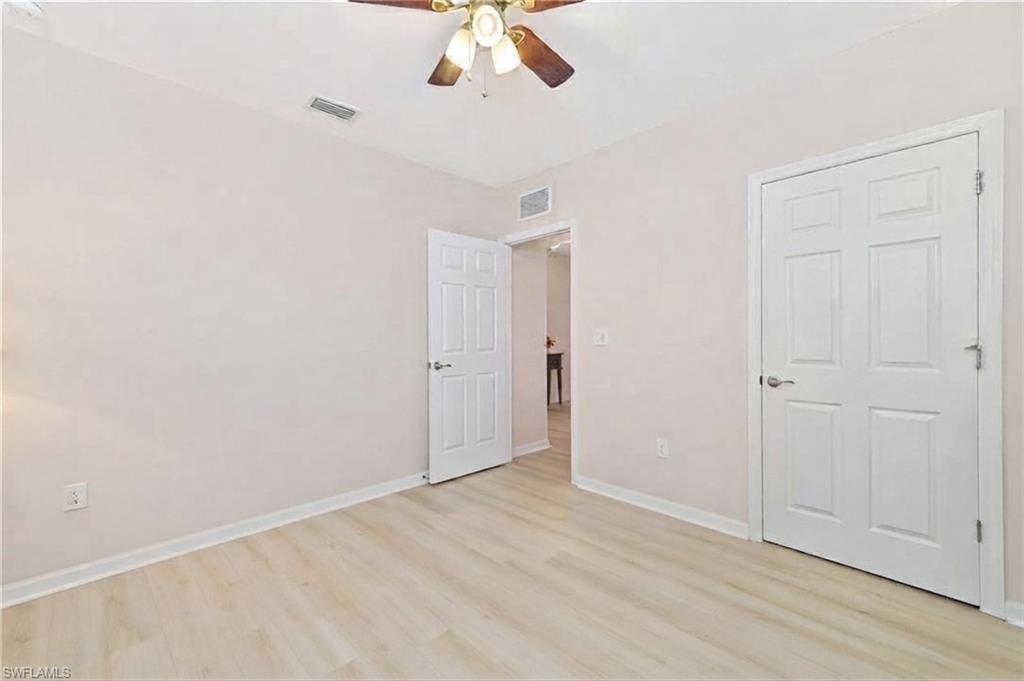 3275 Birchin Ln Property Photo 24