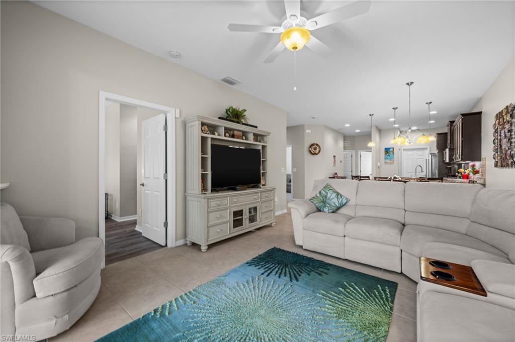 3105 Redstone Cir Property Photo 12