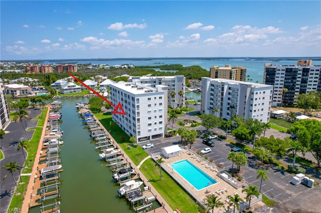 4351 Bay Beach Ln 332 Property Photo 2