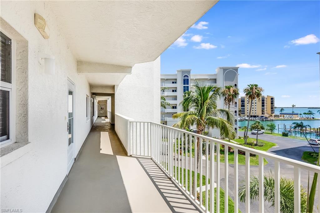 4351 Bay Beach Ln 332 Property Photo 24