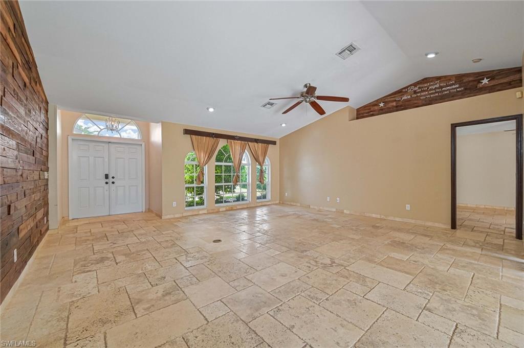 18222 Camellia Rd Property Photo 6