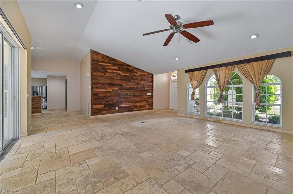 18222 Camellia Rd Property Photo 7