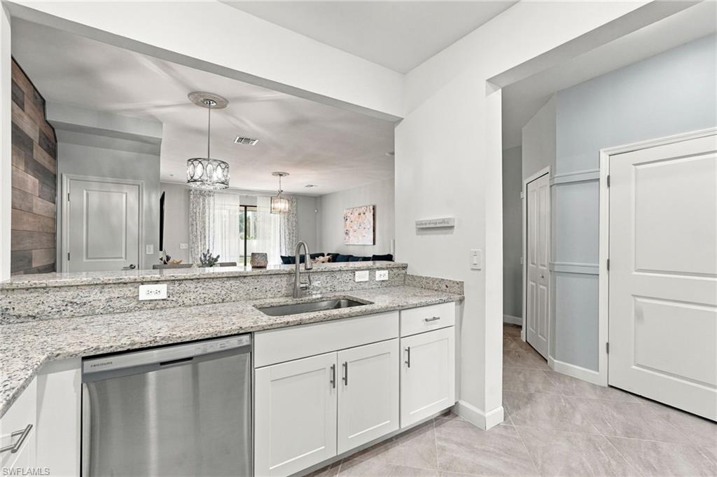 14159 Pine Lodge Ln Property Photo 12