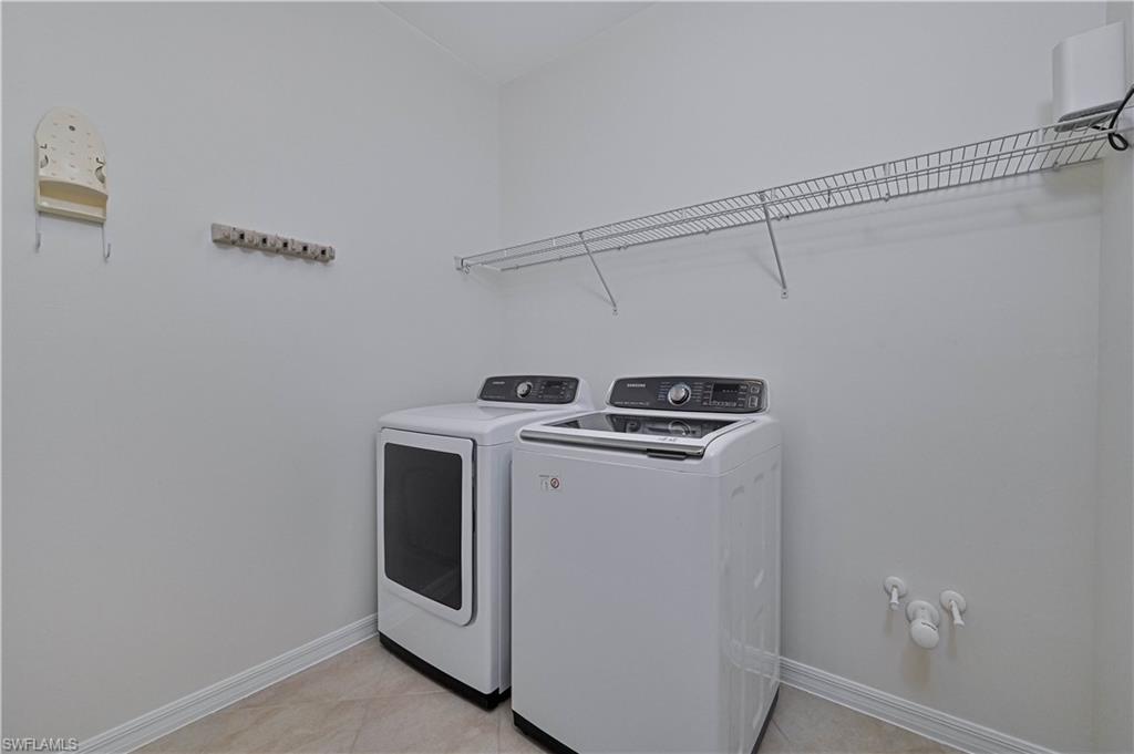 3242 Birchin Ln Property Photo 34