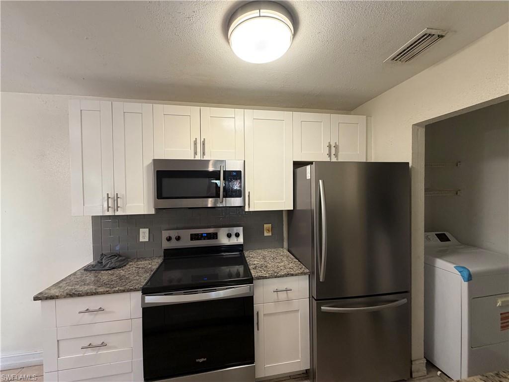 2875 Winkler AVE 506 Property Photo 1