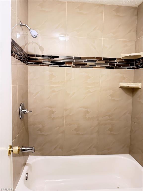 2875 Winkler Ave 506 Property Photo 5