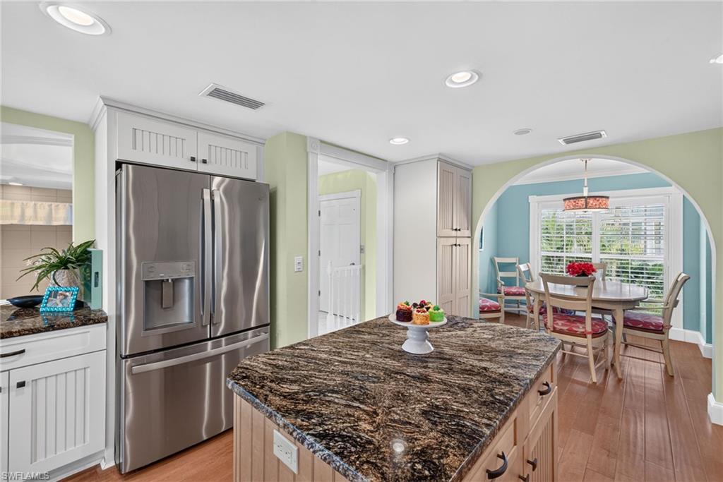 431 Bella Vista Way E Property Photo 16