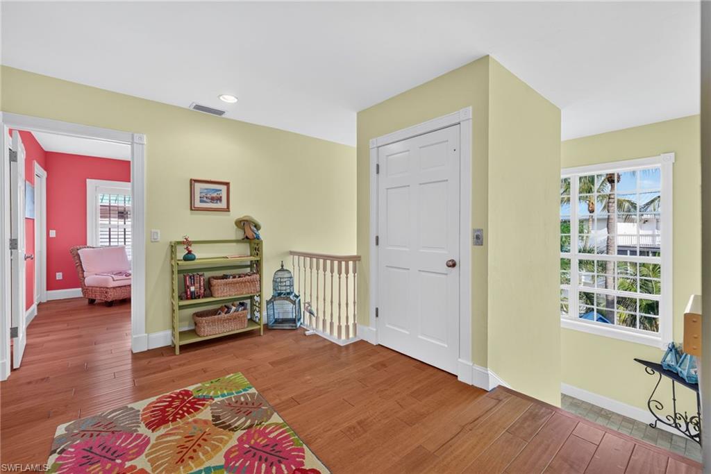 431 Bella Vista Way E Property Photo 25