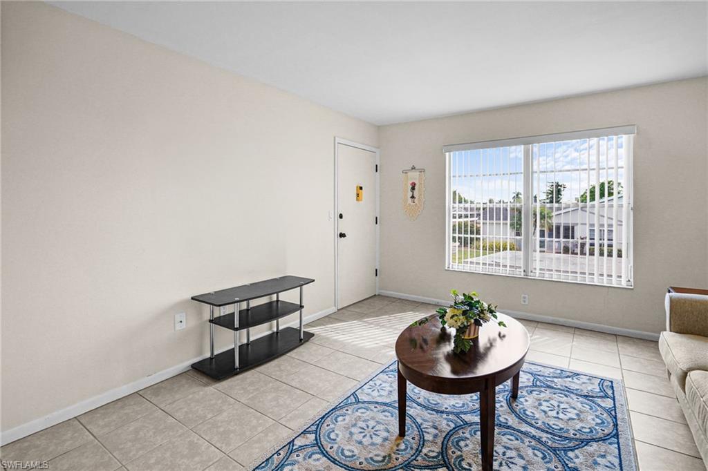 6890 Sandtrap Dr 3 Property Photo 3