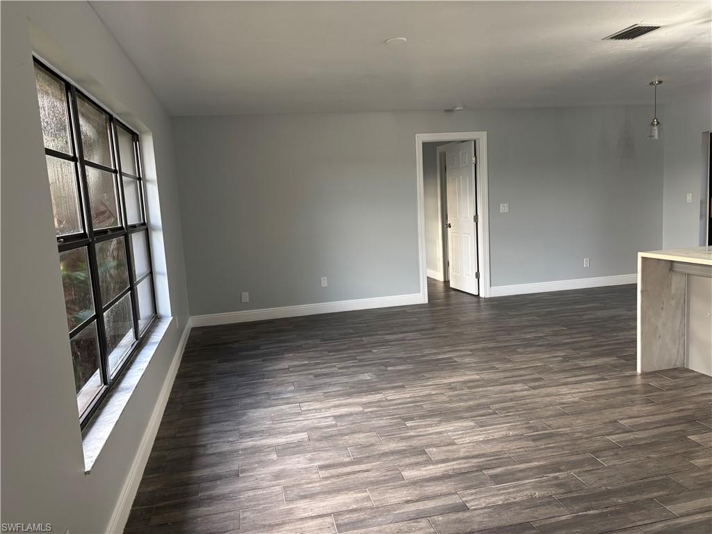 1318 Sw 9th Ave Property Photo 2