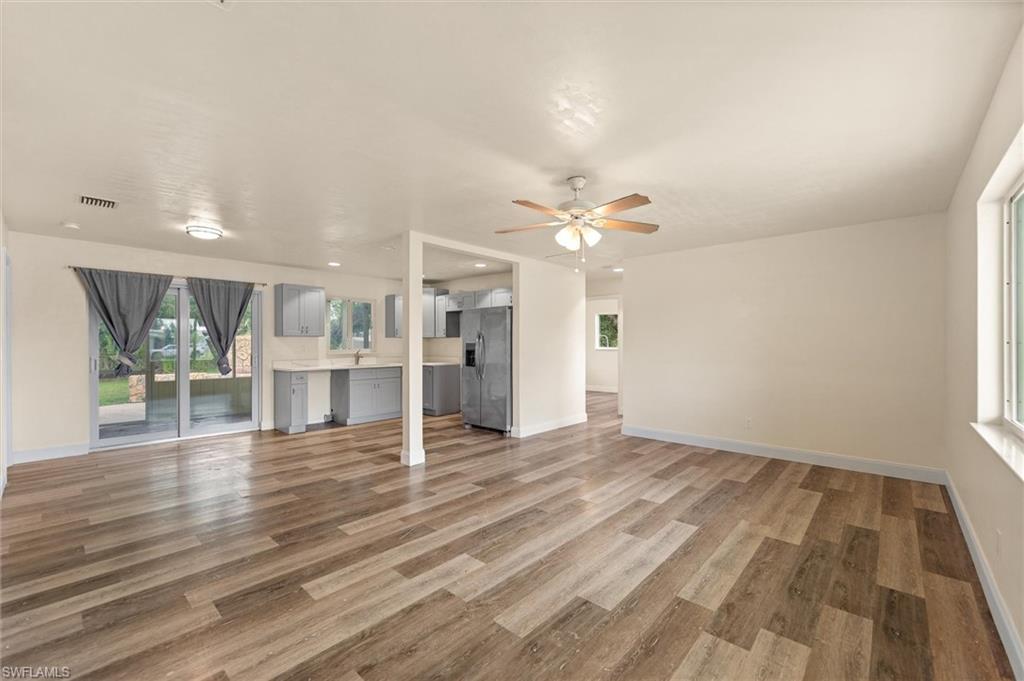 1274 Pondella Cir Property Photo 6