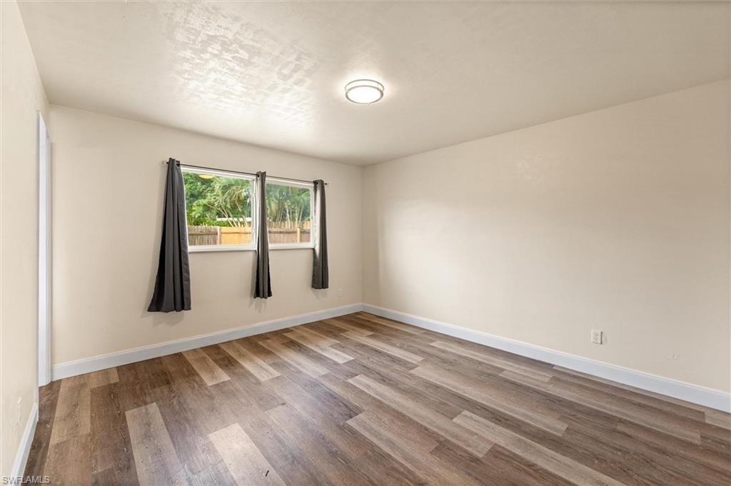 1274 Pondella Cir Property Photo 18