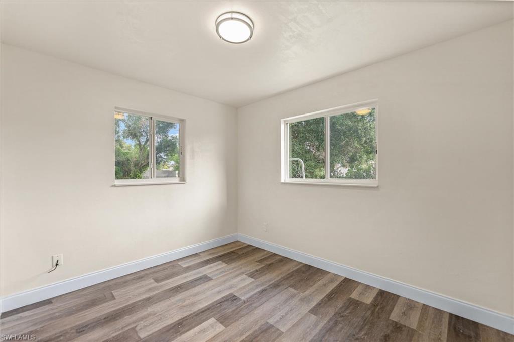 1274 Pondella Cir Property Photo 28