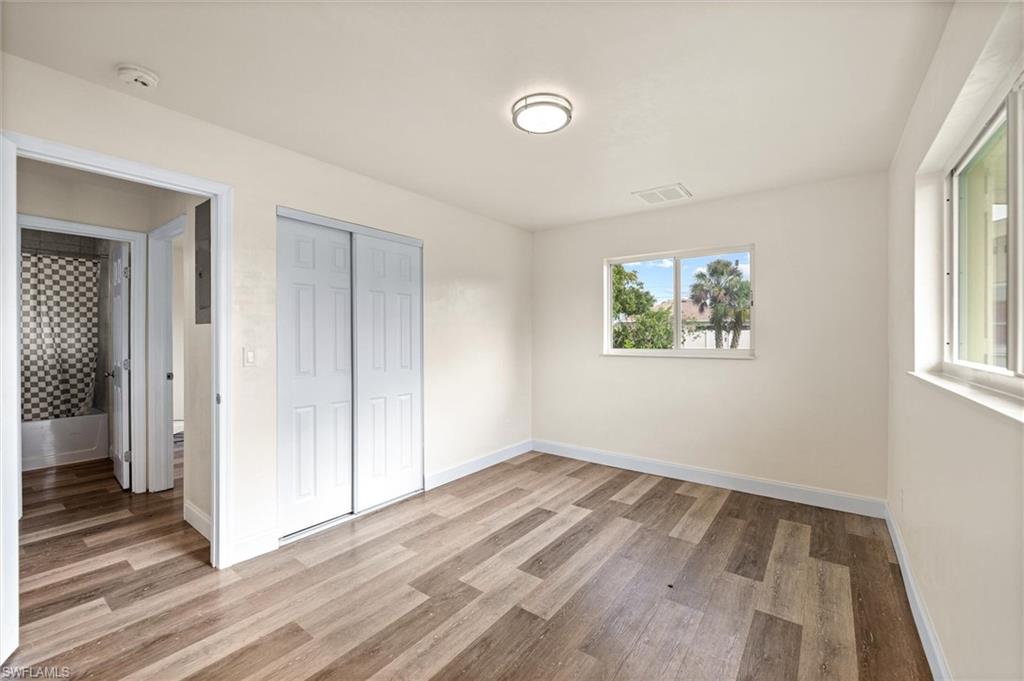 1274 Pondella Cir Property Photo 34