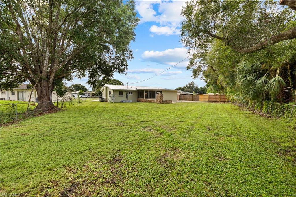 1274 Pondella Cir Property Photo 36