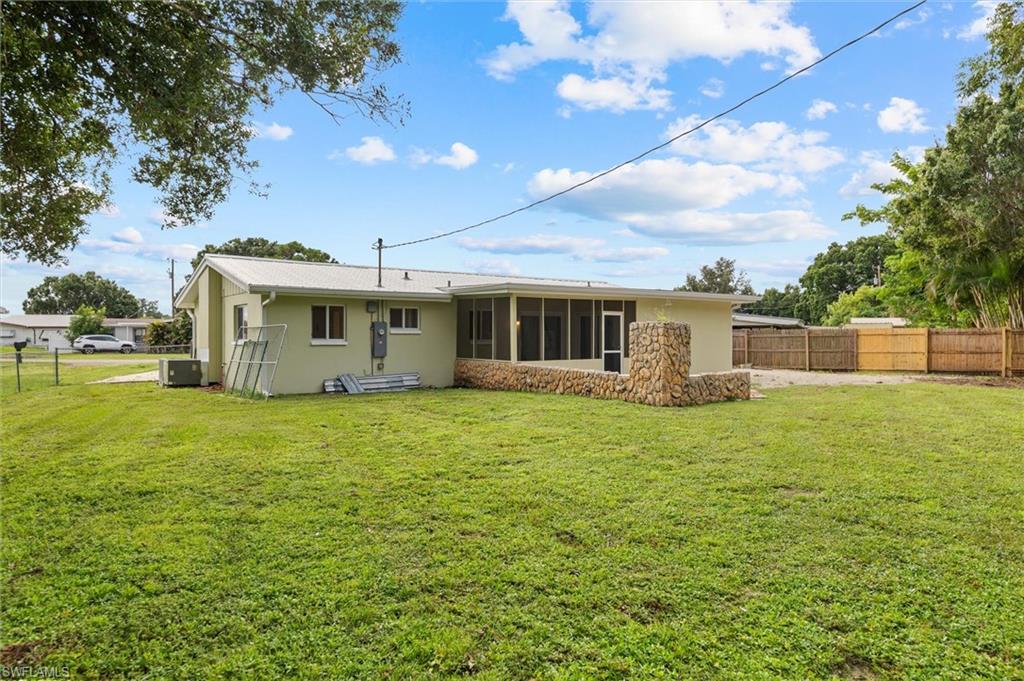 1274 Pondella Cir Property Photo 41
