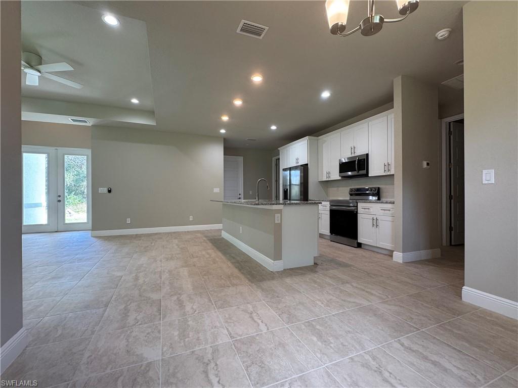 1304 Andover Dr Property Photo 6