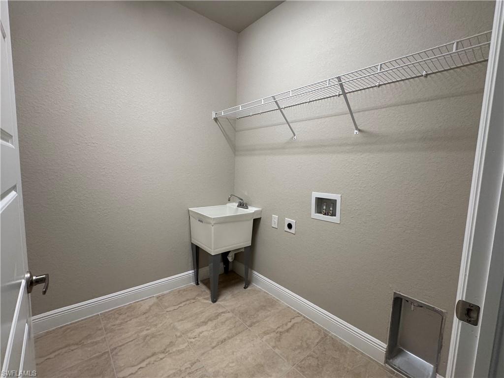 1304 Andover Dr Property Photo 17