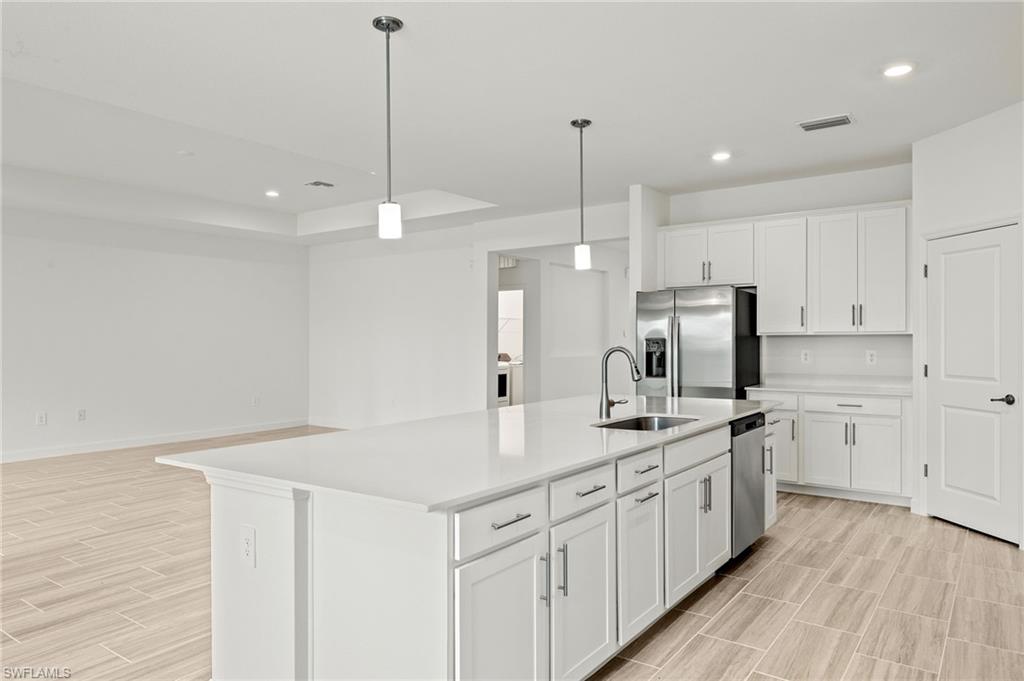 15263 Jadestone Dr Property Photo 4