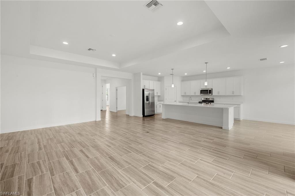 15263 Jadestone Dr Property Photo 8