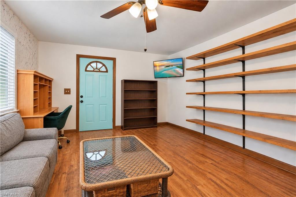 423 N Estribo St Property Photo 12
