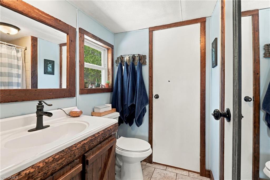 423 N Estribo St Property Photo 15