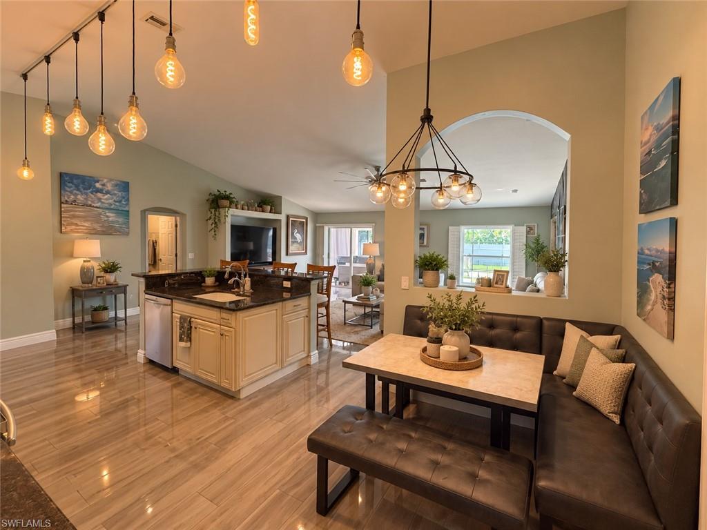 2034 Ne 5th St Property Photo 10