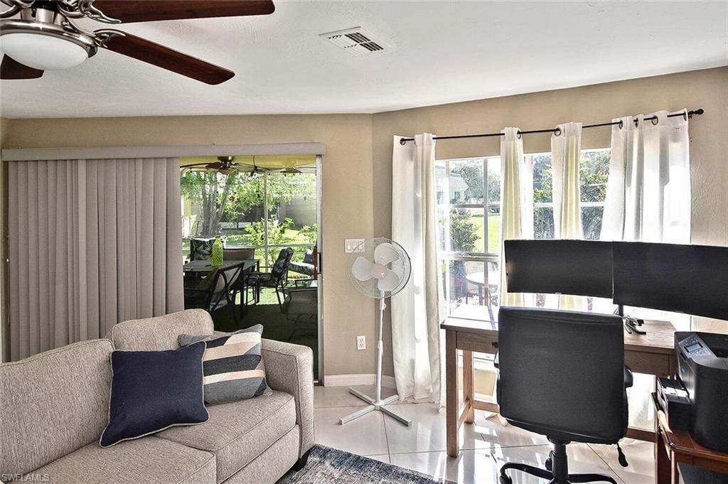 4 Park Lane Cir Property Photo 23