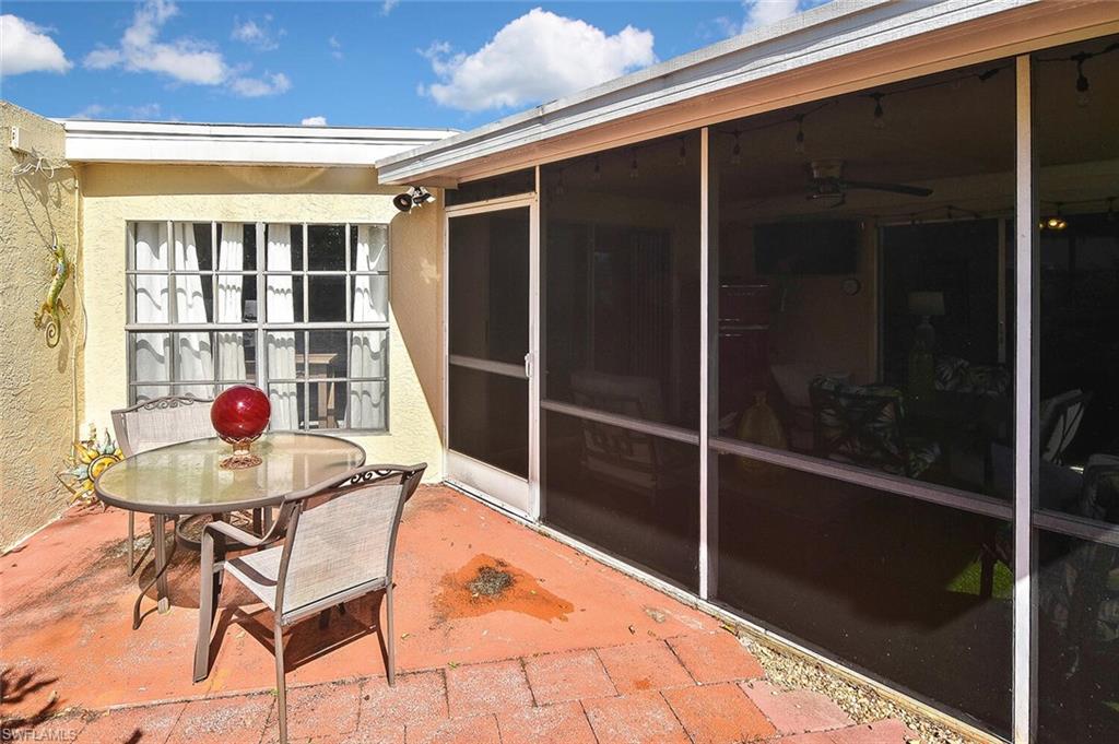 4 Park Lane Cir Property Photo 27