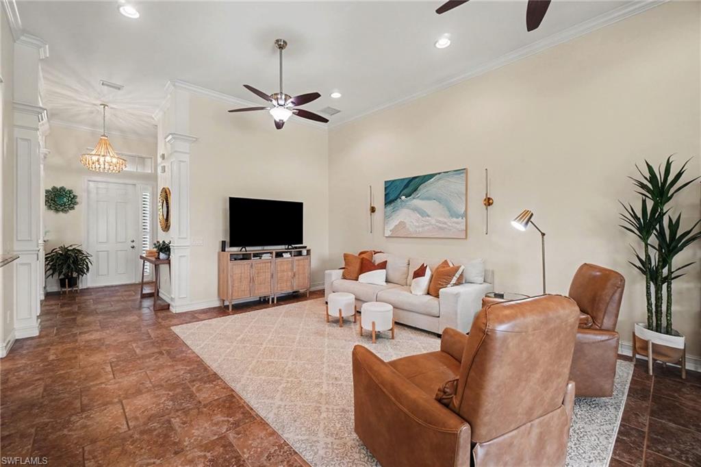 10856 Tiberio Dr Property Photo 8
