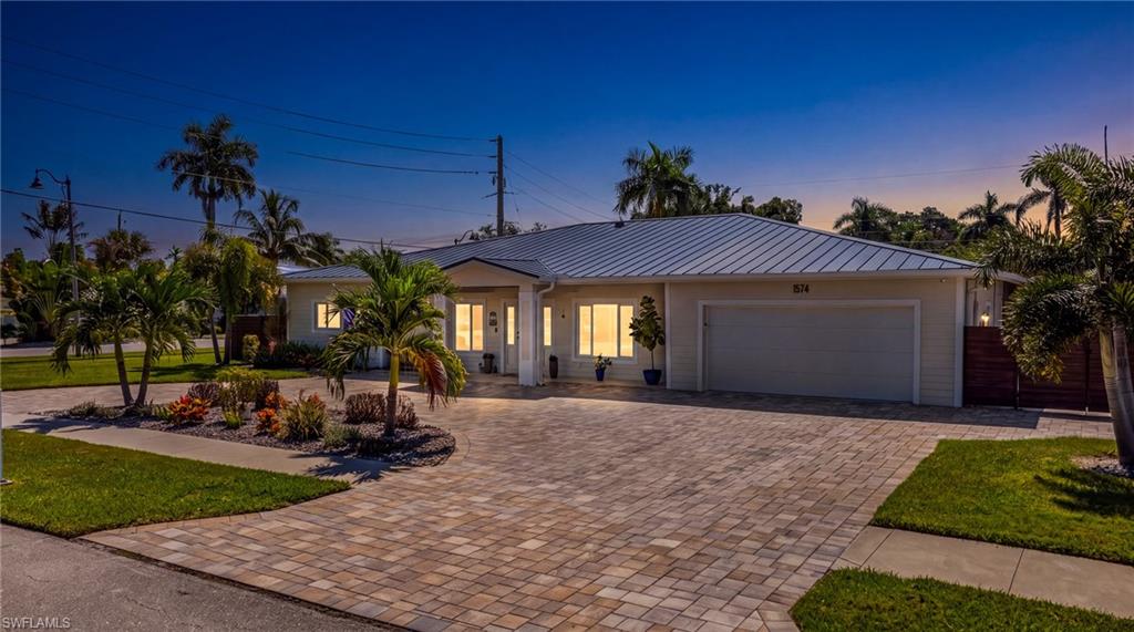 1574 Ricardo Ave Property Photo 1