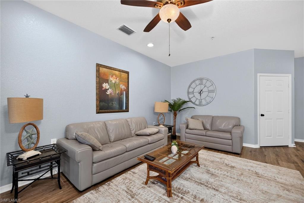 3231 Cottonwood Bend 303 Property Photo 6