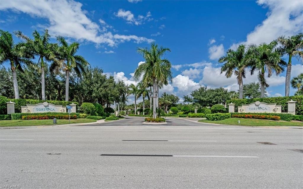 15029 Sea Crest Blvd Property Photo 1