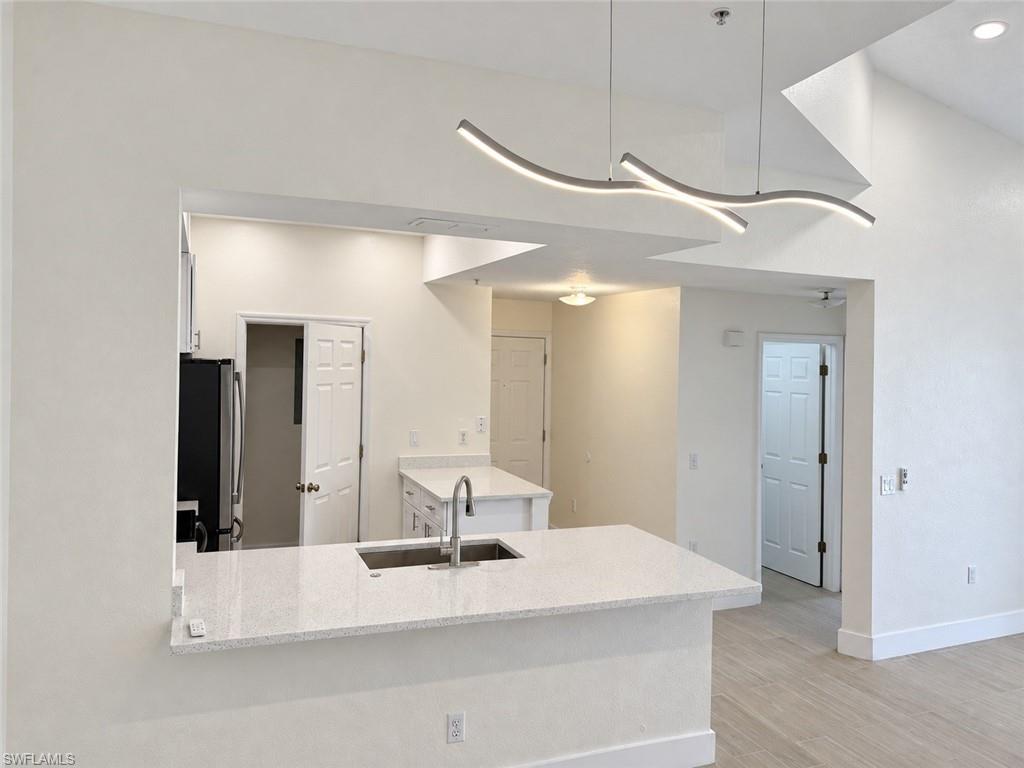 9025 Colby Dr 2120 Property Photo 3